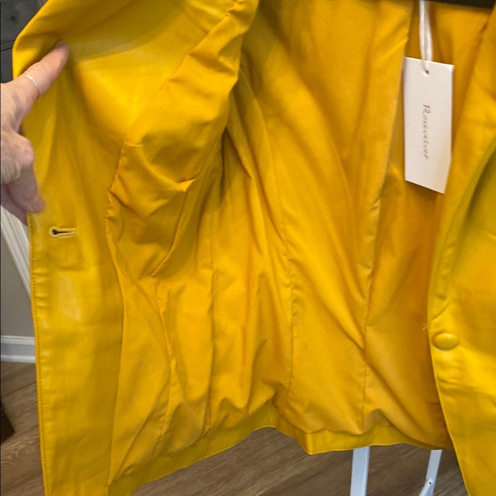 NWT Yellow Structured Blazer with Tailored Fit - Picture 8 of 10